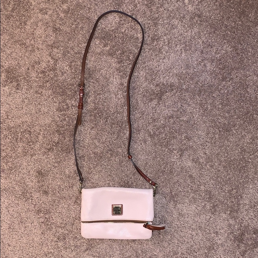 Dooney & Bourke crossbody purse light pink